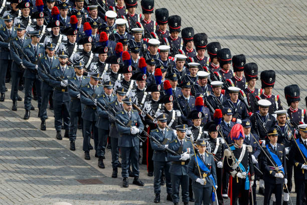 Reparti delle Forze armate e delle Forze di polizia in parata